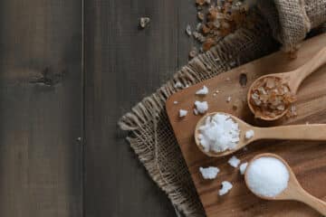 Sparsame Verwendung von Salz und Zucker, Zucker und Salz einsparen, DGE, 10 Regeln der DGE, Gemeinschaftsverpflegung, Qualitätsstandard