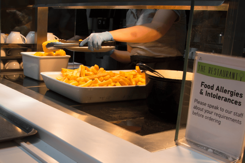 Allergiesicher-in-der-Gemeinschaftsverpflegung-glutenfrei-LMIV-Allergene-Kuechen-Kantinen-Allergiker-Lebensmittelallergie
