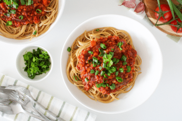 Linsenbolognese, Kita Gemeinschaftsverpflegung, ESSEN & ERNÄHREN, Rezepte, Hülsenfrüchte vegan