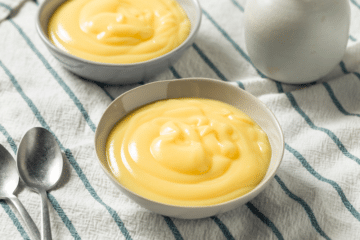 Ernährungsprojekte in Kitas und Schulen: Pudding zubereiten